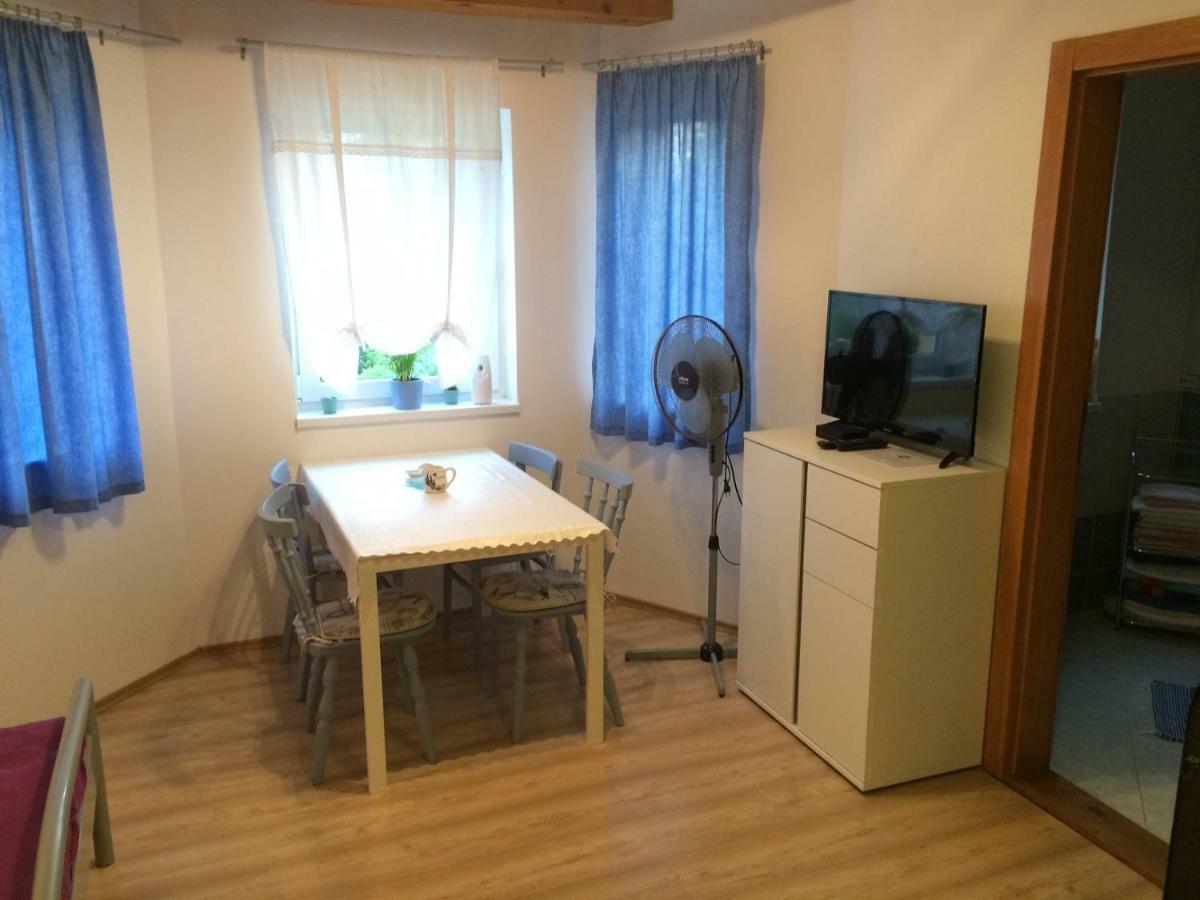 Cottage Near Slovakiaring Mihalfai Majer 외부 사진